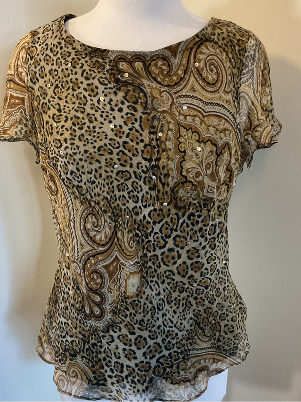 Robbie Bee 100% Silk Blouse Size 14 Paisley Leopard Print Luxury Short Sleeve - Picture 2 of 10